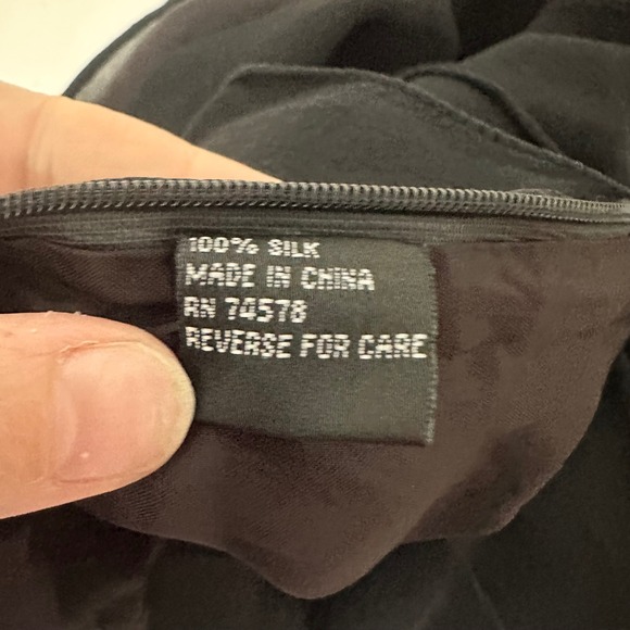 Lillie‎ Rubin Black Silk Tiered Ruffled Rose Accent Sheath Dress Size 8 - Picture 5 of 8